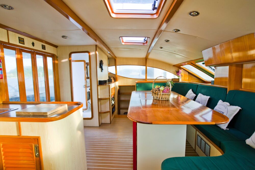50ft Sailing Catamaran - SY Mahayana - Image 6