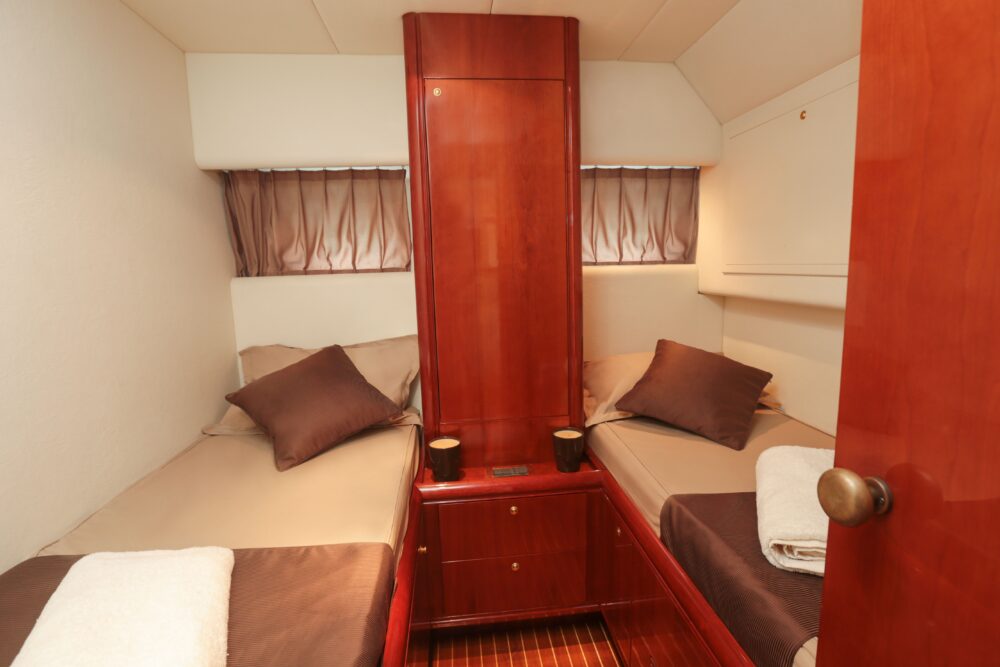 FOREVER YACHT CHARTERS - Image 5
