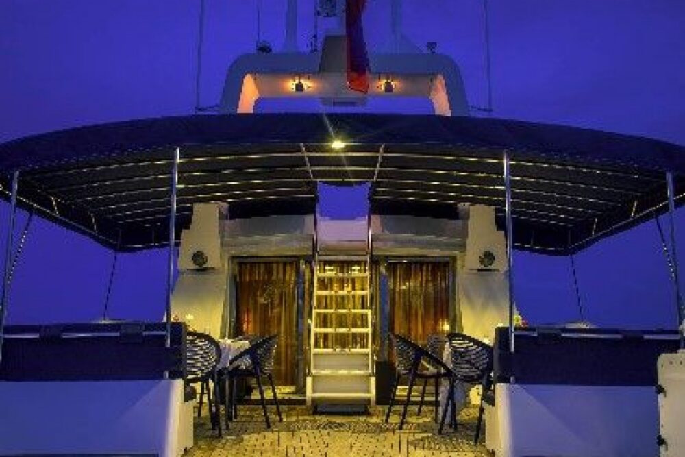 Philippines Luxury Yacht Day - Image 3