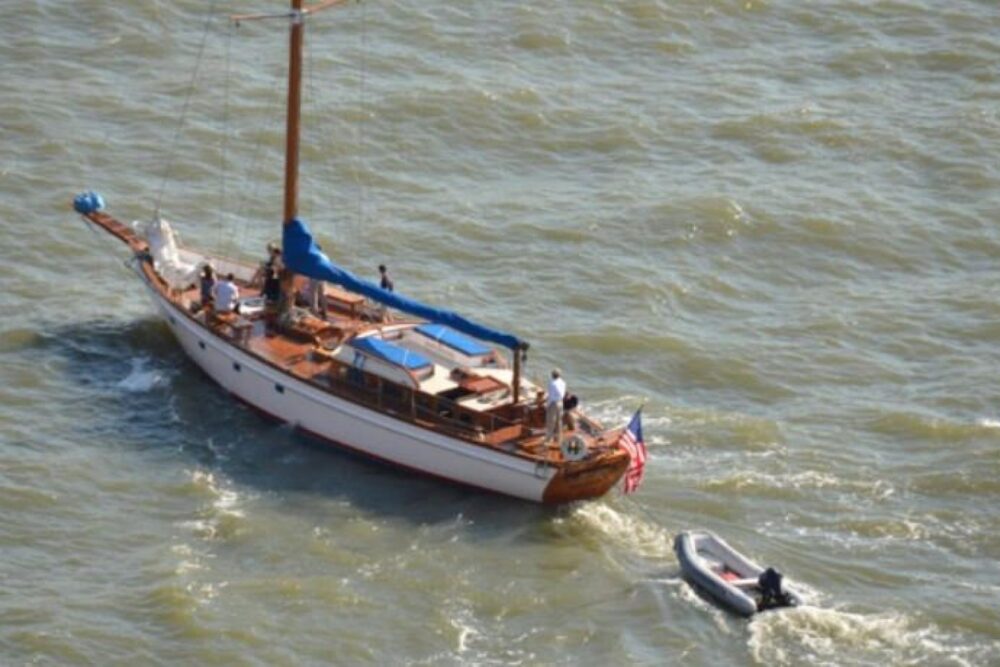NEW YORK SAILING ADVENTURE - 62 FT