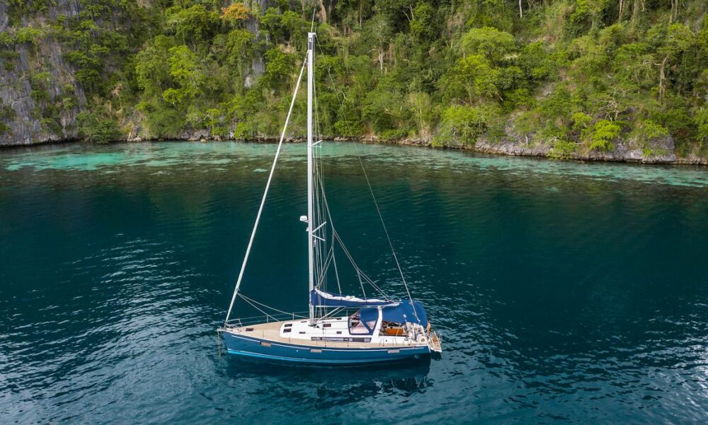 Beneteau Oceanis 48 in Coron, Palawan