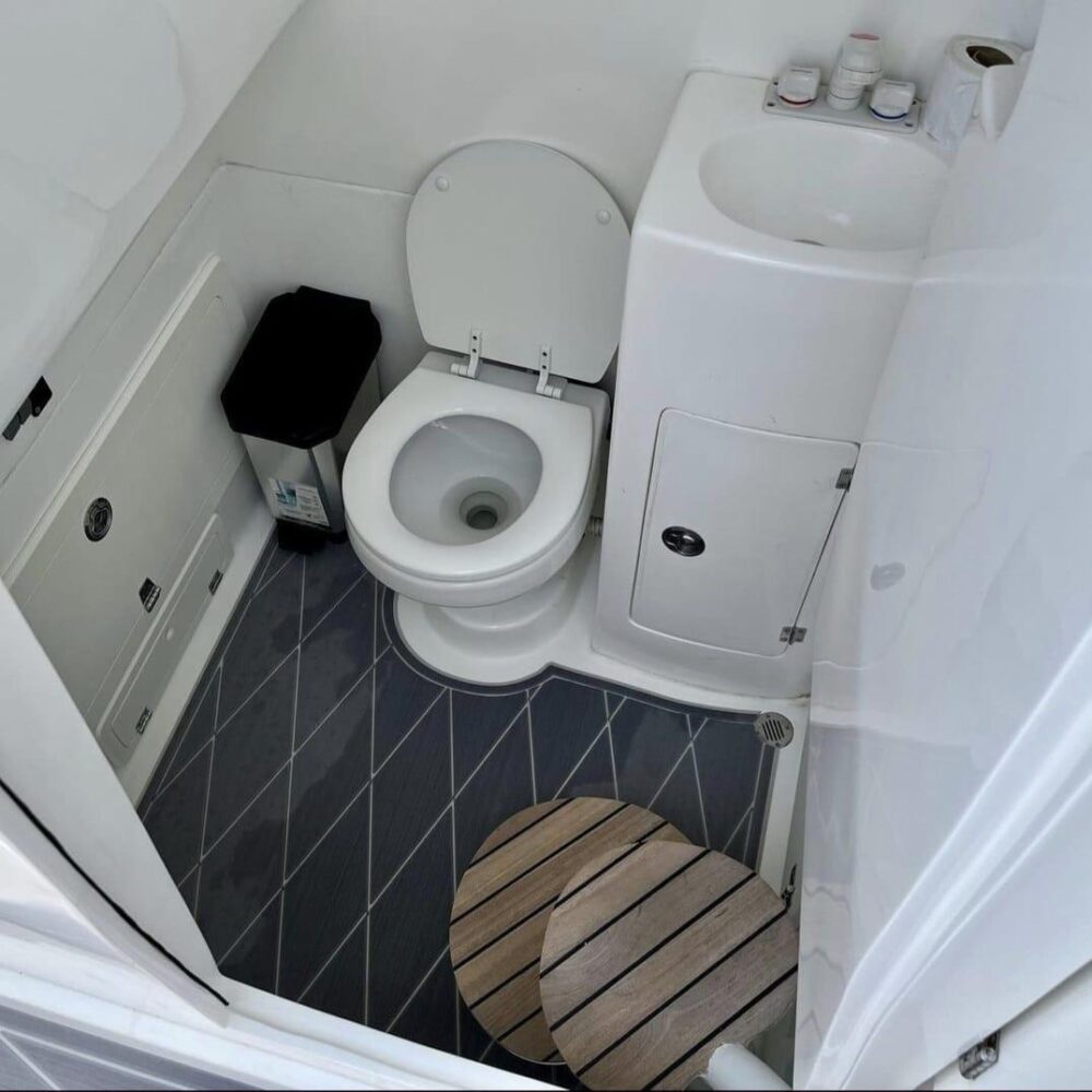 Todomar 38' Boat rental in Panama City, Panama - Image 21