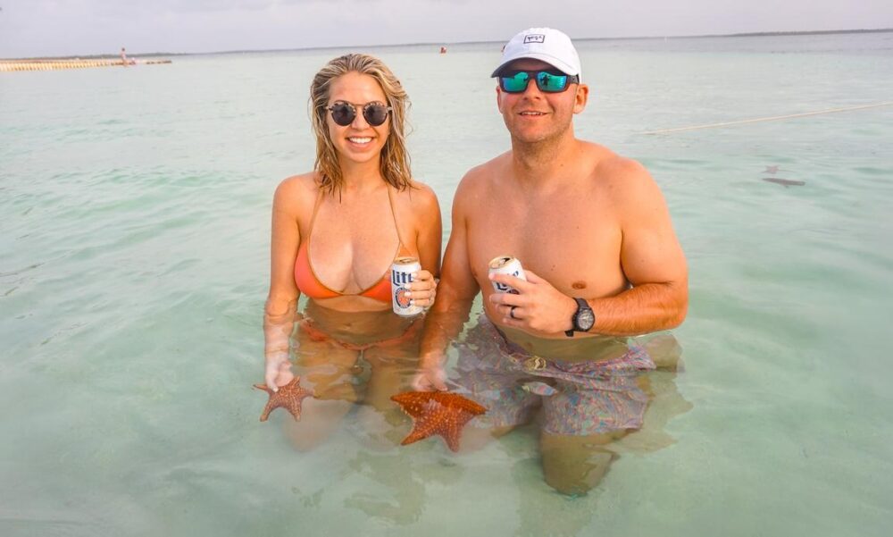 Cobalt R5 Bowrider Boat Rental In George Town, Cayman Islands - Image 17