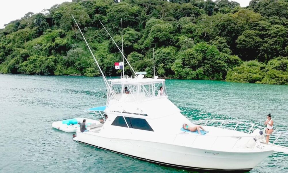Yacht rental of Viking 46' in Panama City, Panama - Image 40
