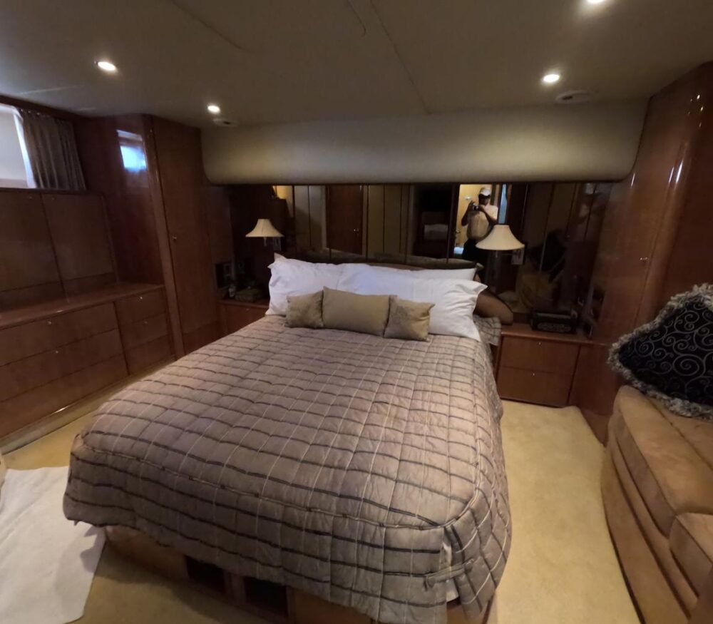 Enjoy 68' Viking Princess !! - Image 2