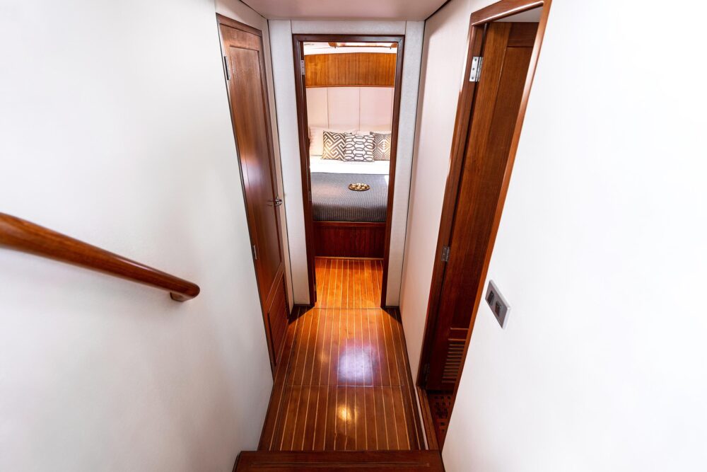 Grand Banks 53ft Yacht Charter in Phuket - Imagen 13
