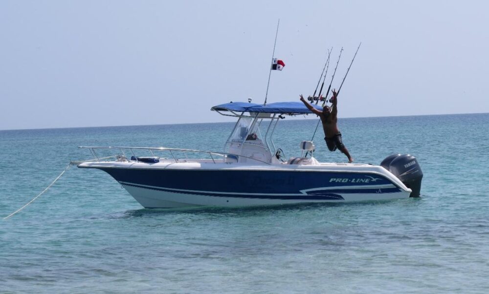 Boat rental of 27' Proline in Panama City, Panama - Image 15
