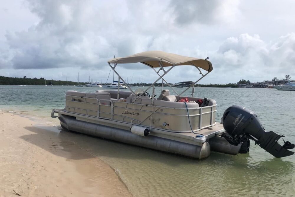 28ft Pontoon Yacht - 5 Hours - Imagen 5