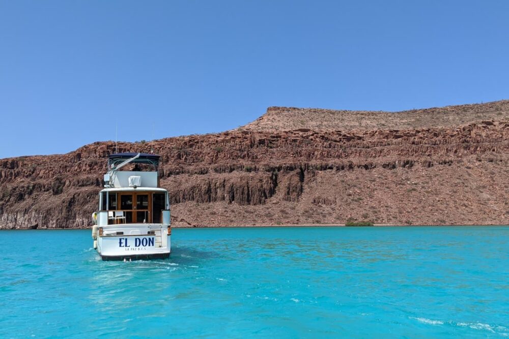 "El Don" is a 65ft Classic Hatteras luxury yacht docked in La Paz, Mexico. - Image 2