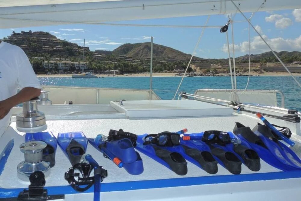 Snorkel Private Tour in Big Mike Seadventures Trimarán - Image 5