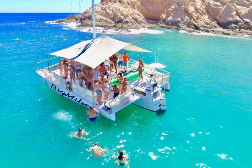 Snorkel Private Tour in Big Mike Seadventures Trimarán - Image 3