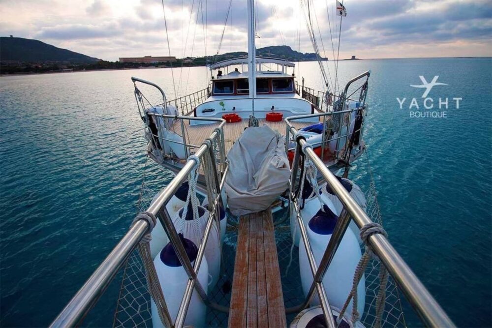 Luxury Yacht Charter in the Med Italy and France with Schooner Gullet Victoria. - Imagen 9