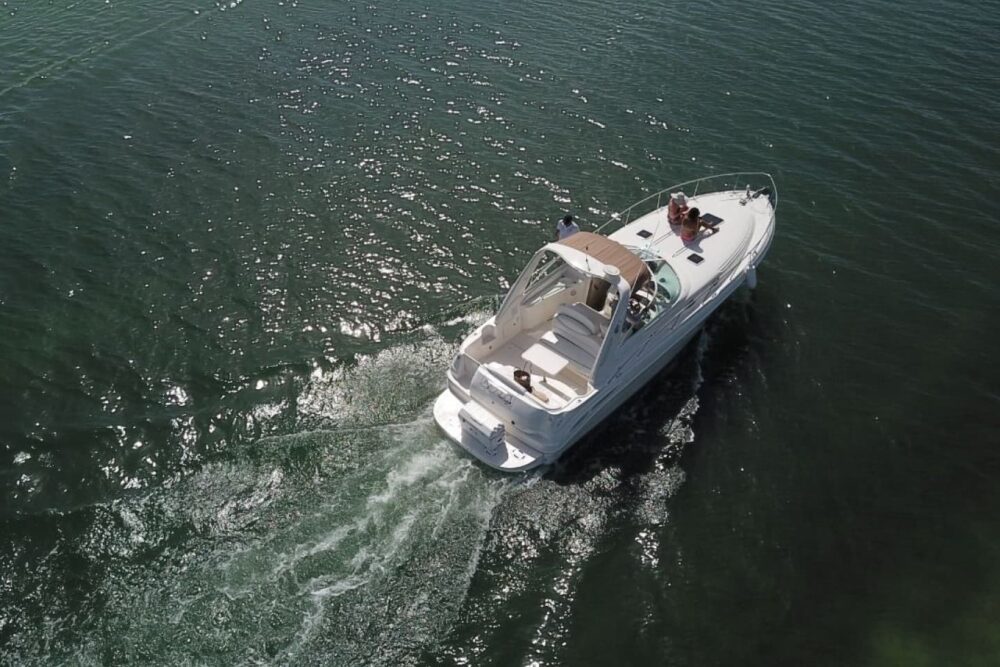 Sunset Tour Cancún - Sea Ray 38ft - 2 Hours - Image 5