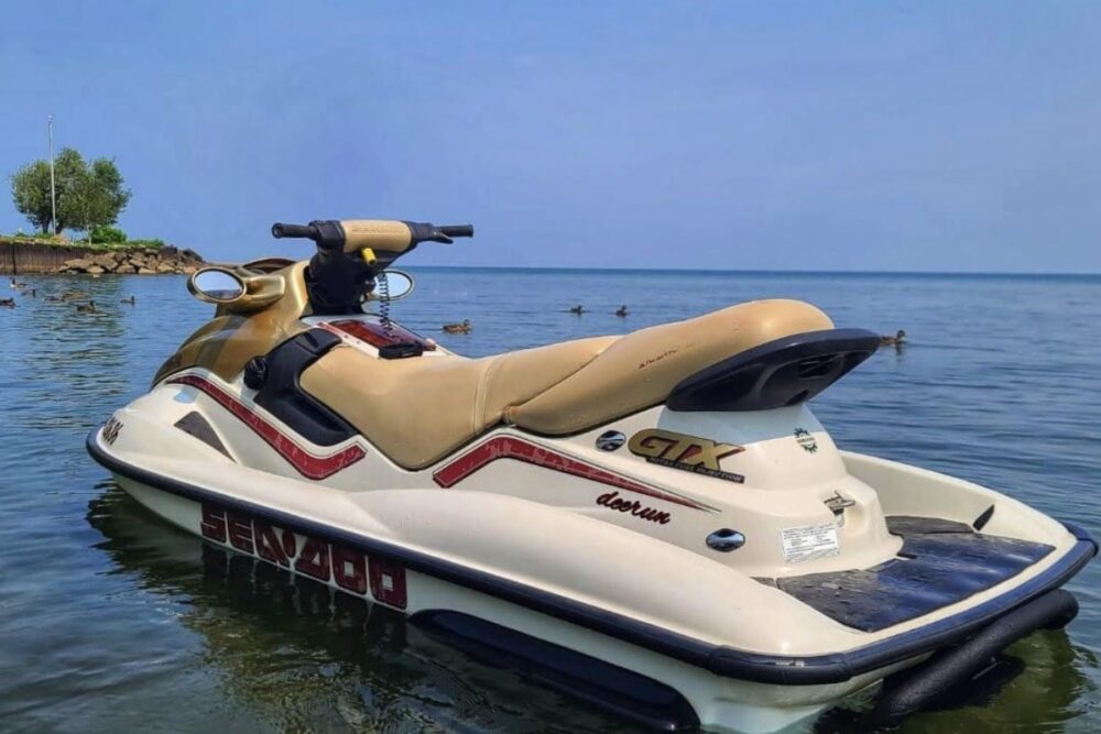 Oshawa Lake Seadoo rental