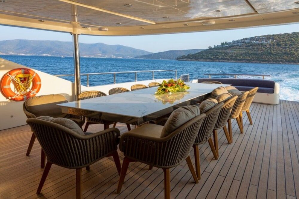 Luxury Yacht V-50 | Bodrum Yacht Rental - Imagen 12