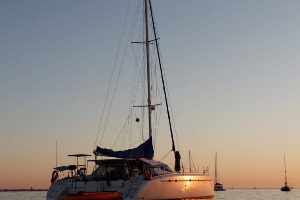 Come sail with us - Image 18