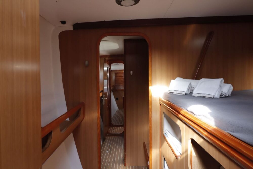 Come sail with us - Image 6