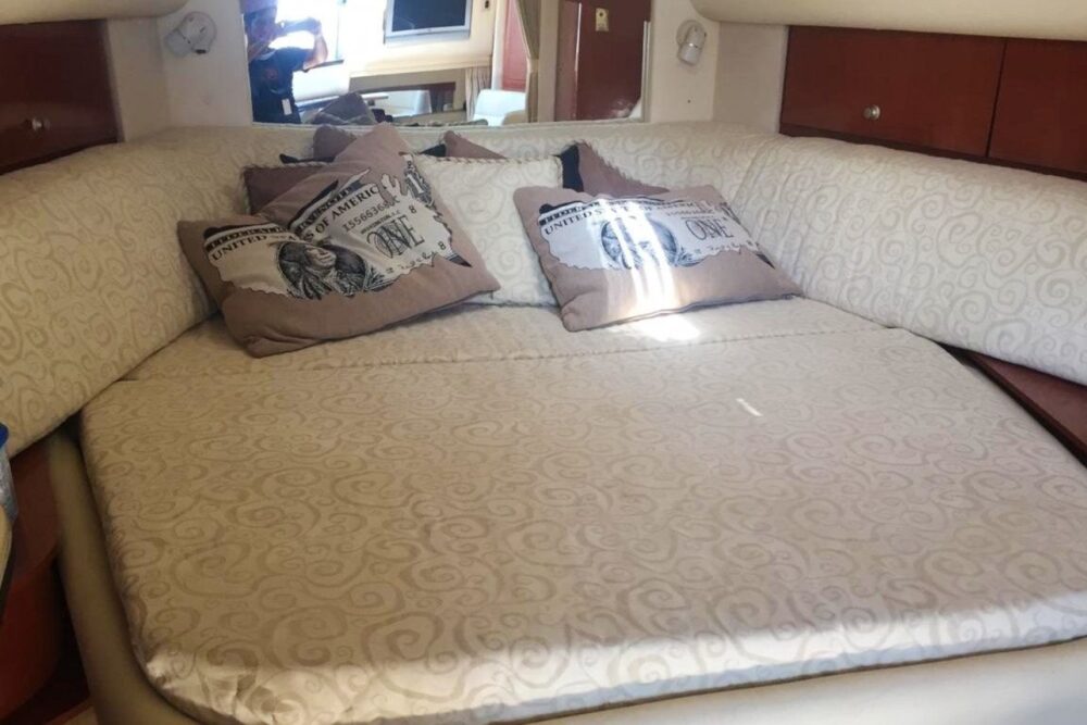 Luxurious Sea Ray 34 - Imagen 10