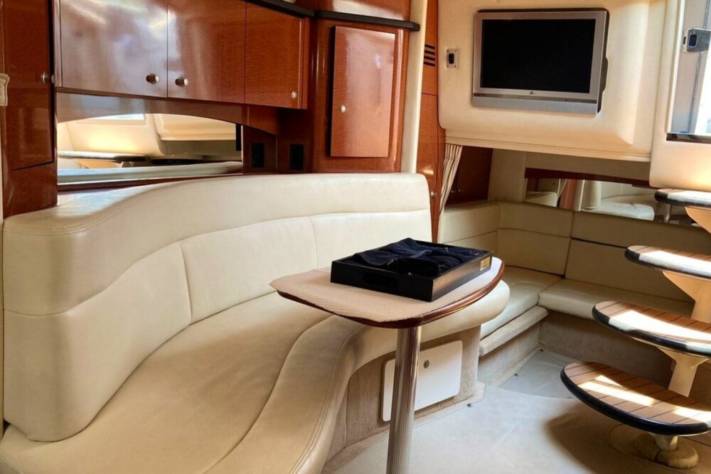 Luxurious Sea Ray 34 - Imagen 4