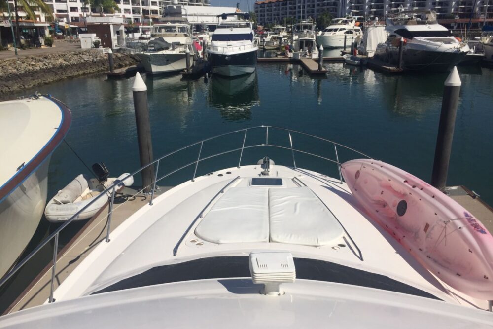 Sea Ray 50 - Image 15