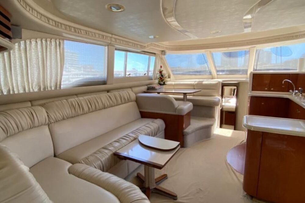 Sea Ray 50 - Image 13