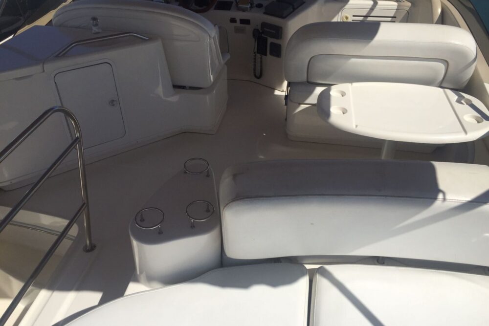 Sea Ray 50 - Image 10