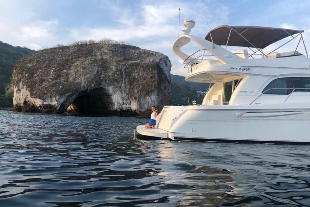 Sea Ray 50 - Image 7
