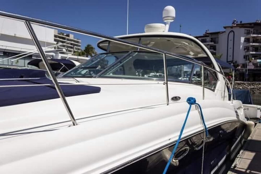 Sea Ray Sundancer 42 - Image 8