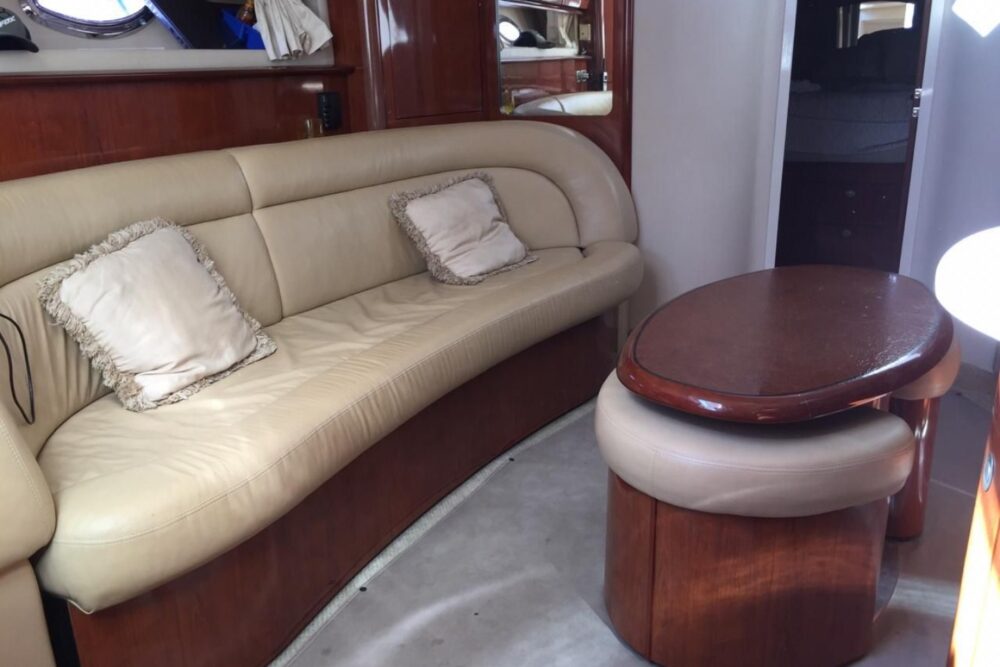 Sea Ray Sundancer 42 - Image 3