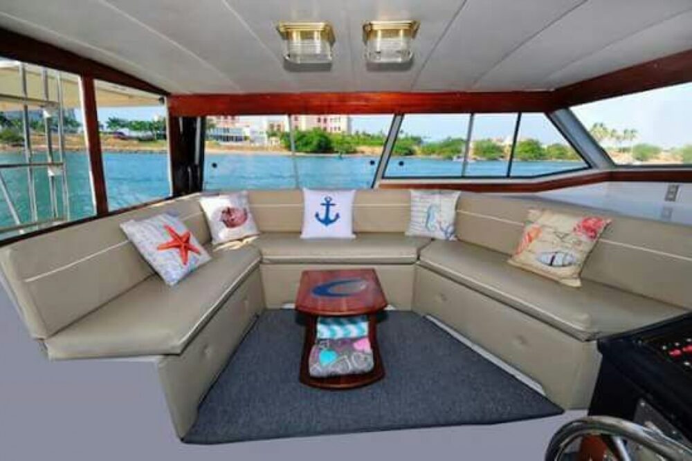 Bayliner 42 - Image 6