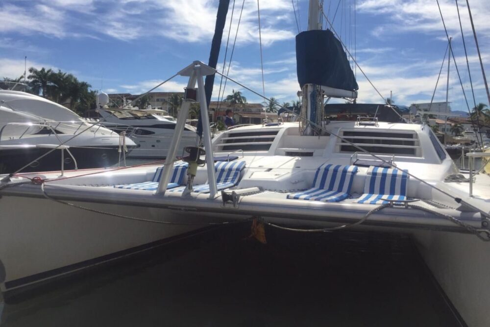 Catamarán Robertson 47 - Image 10