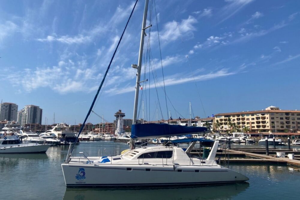 Catamarán Robertson 47 - Image 5