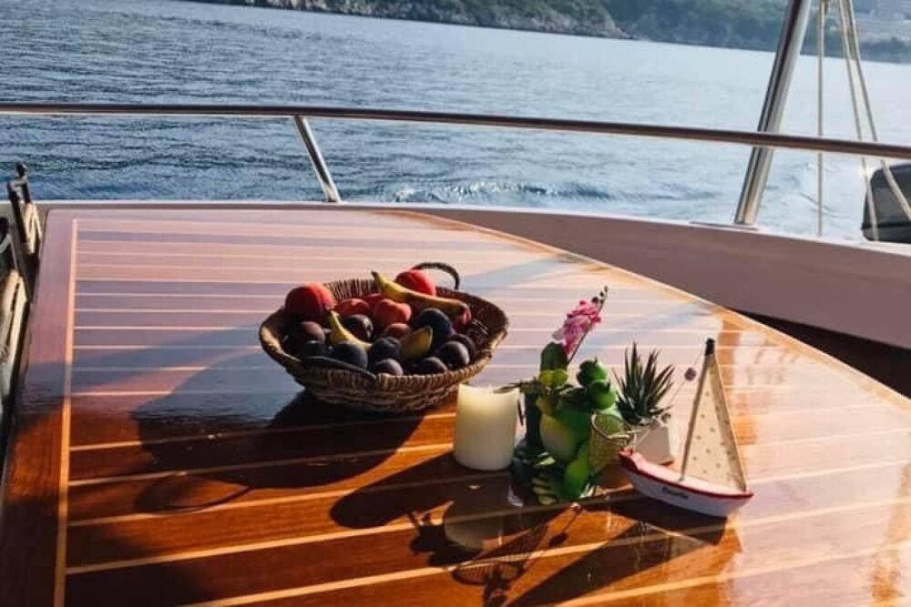 Vintage boat, sailing among Dalmatian cost.14 rooms with own wc/shower and AC - Imagen 12