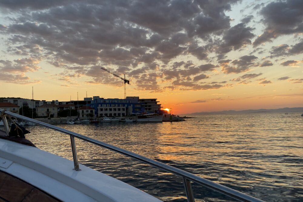 Vintage boat, sailing among Dalmatian cost.14 rooms with own wc/shower and AC - Imagen 4