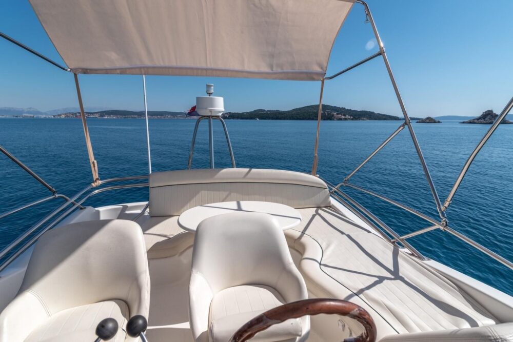 Luxury mini yacht - Imagen 6