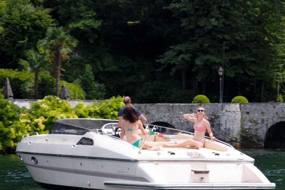 Private tour on luxury Offshore - Imagen 4