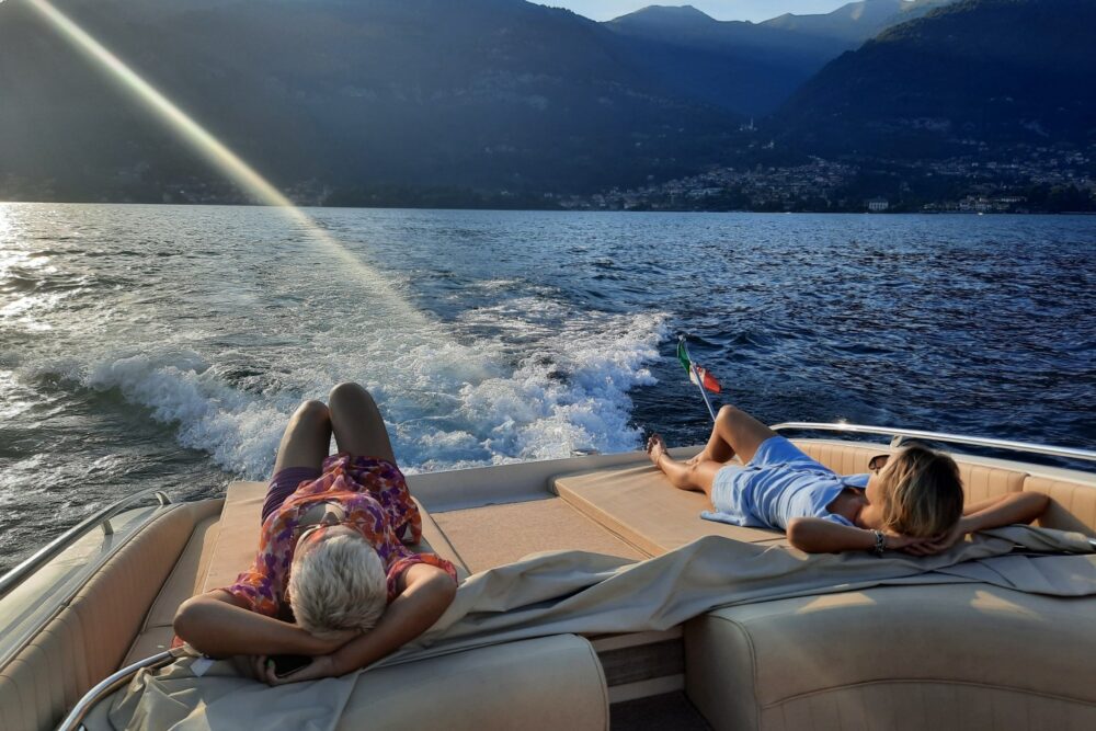 Private tour on luxury Offshore - Imagen 3