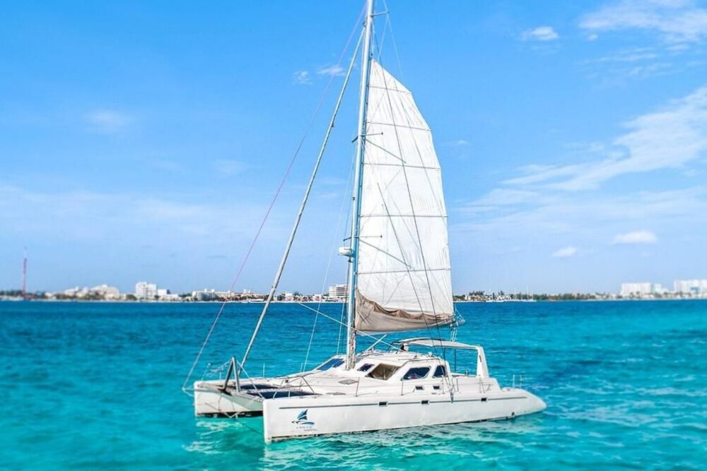 CATAMARAN PARADISE 44”