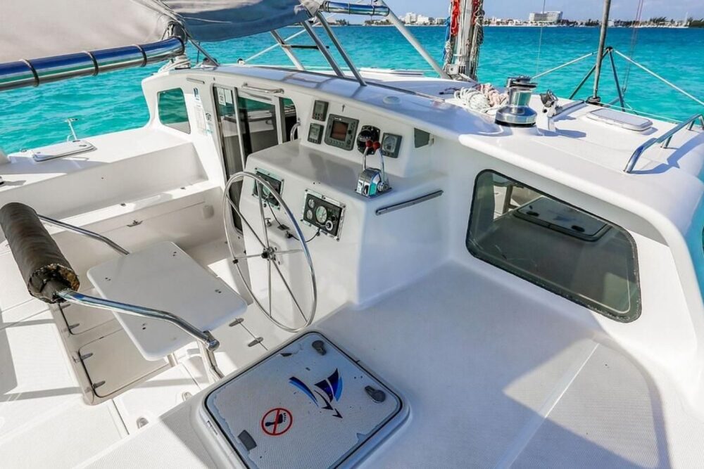 CATAMARAN PARADISE 44” - Image 4