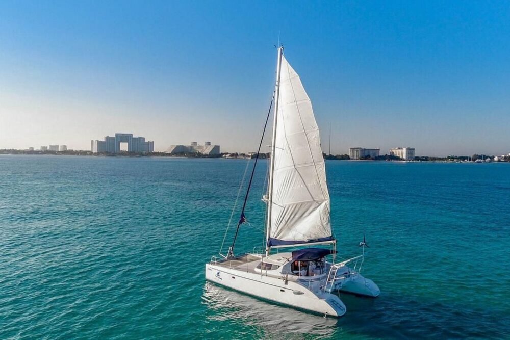 MANGO CATAMARAN 40 FT - Imagen 2