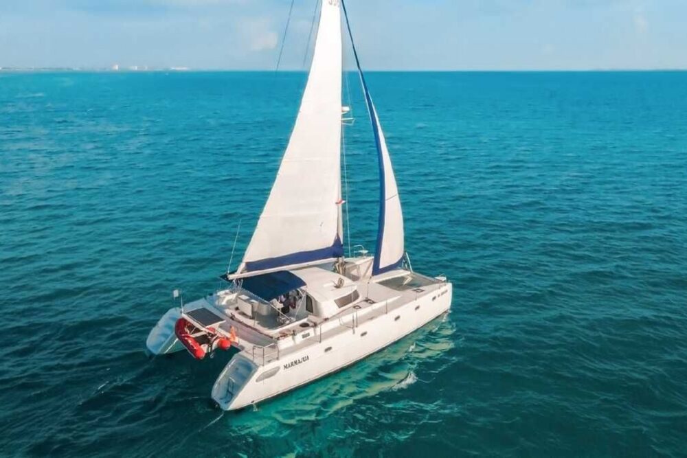MARMAJUA CATAMARAN 42 FT