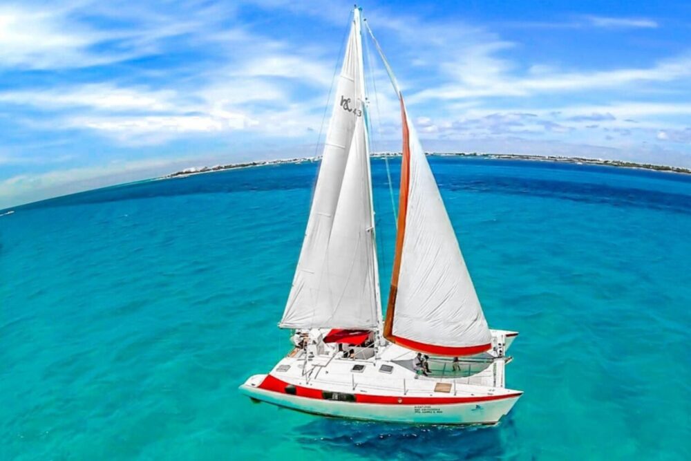 AVENTURAS CATAMARAN 48 FT