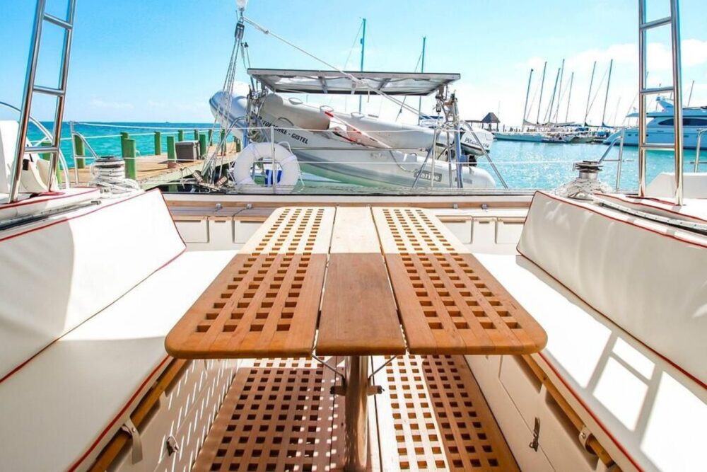MAX CATAMARAN - Imagen 3