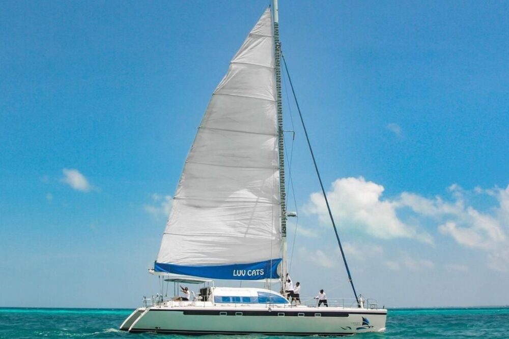 LUV CATS CATAMARAN