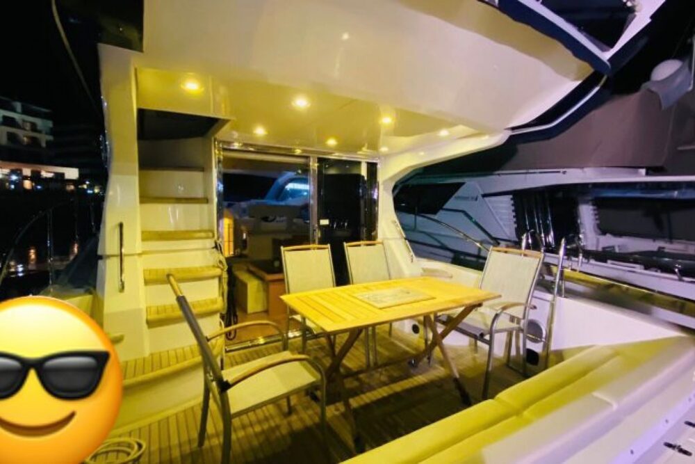 Moderno y lujoso Sport Cruiser de 46 pies para navegar por el Delta!!! - Image 2