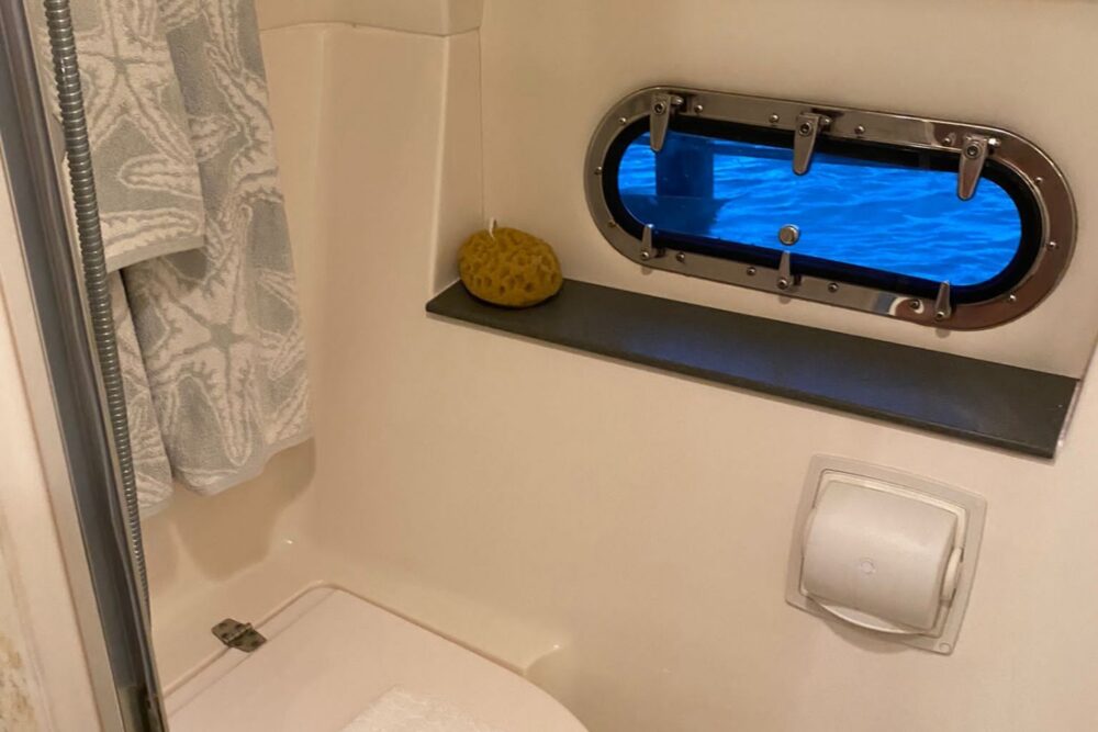 Ultimate VIP Charters - Imagen 10