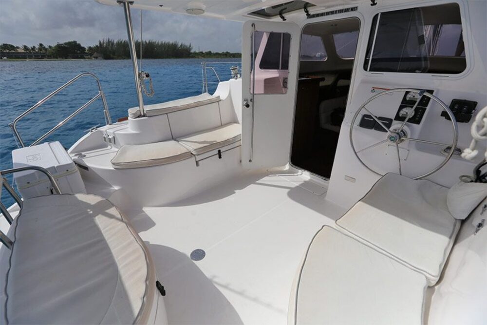 Cozumel Catamaran 25' - Image 4