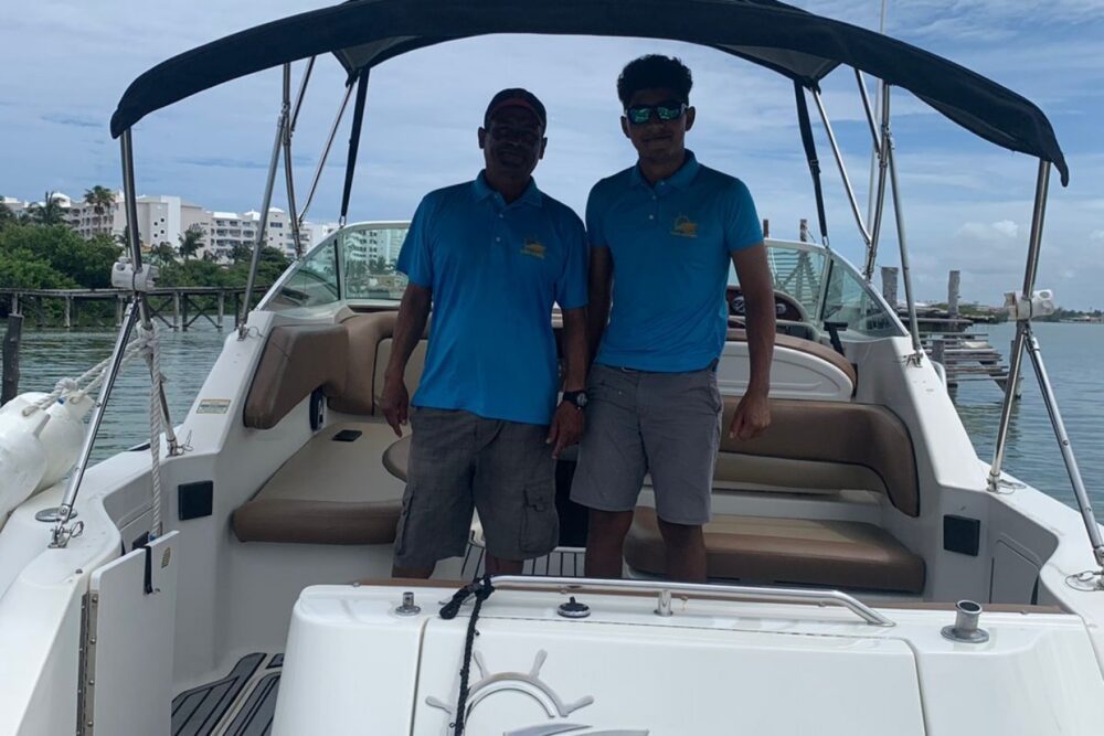 Sea Ray 28 tours to Isla Mujeres and in Cancun - Imagen 4