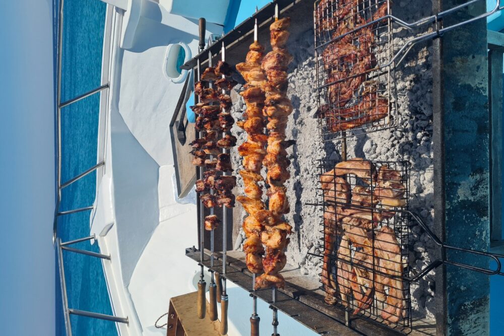 Demetris chara bbq yacths - Imagen 4