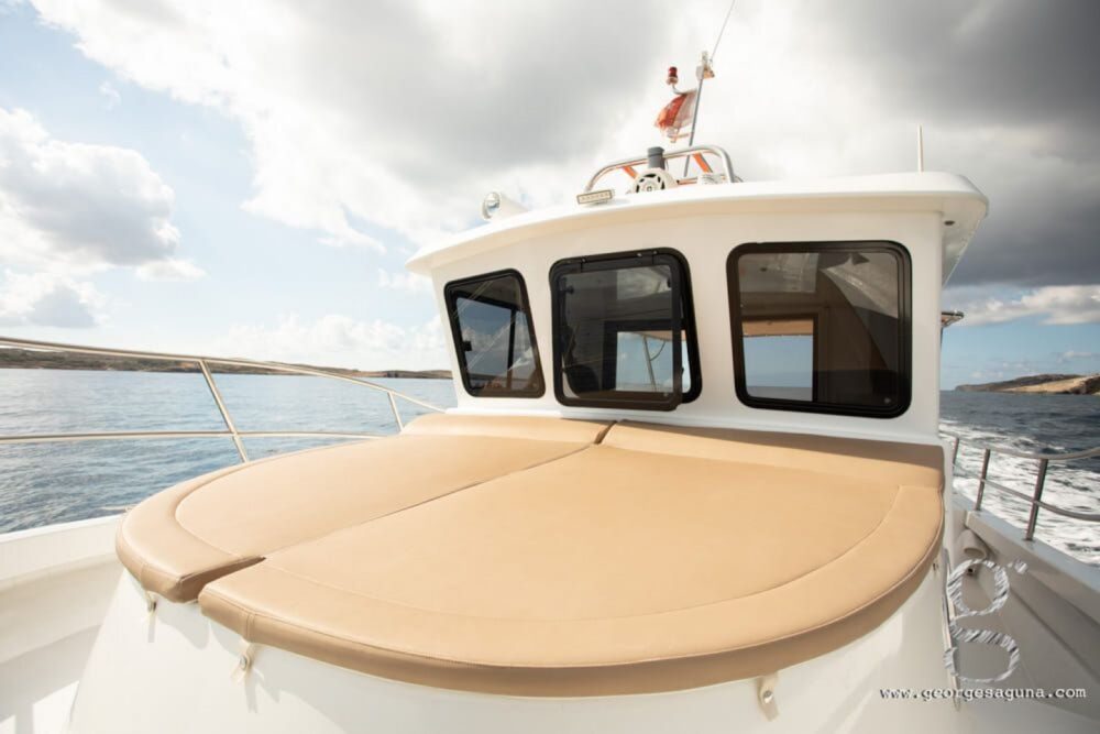 Half Day Boat Tour around the beautiful island of Comino - Imagen 3